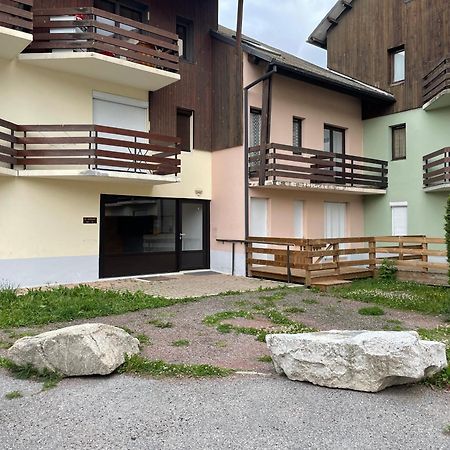 Studio Au Pied Des Pistes Bolquere Pyrenees 2000 Екстериор снимка