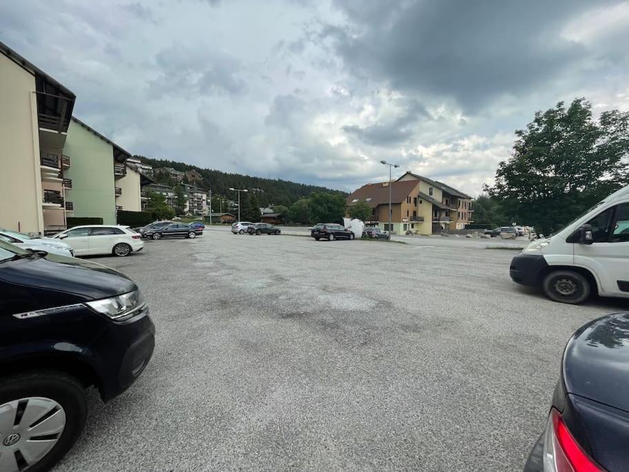 Studio Au Pied Des Pistes Bolquere Pyrenees 2000 Екстериор снимка